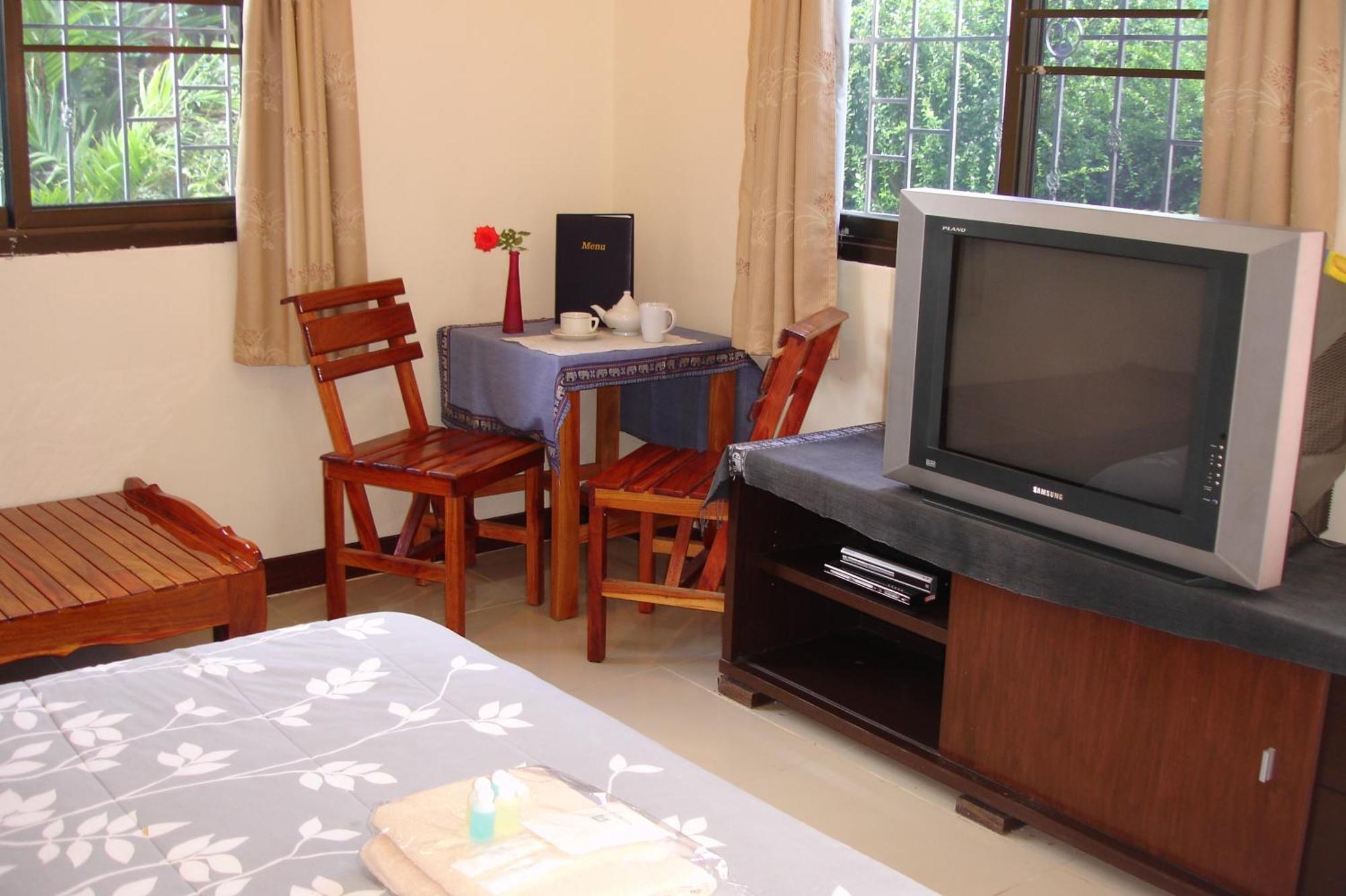 Home Stay Stc Bed And Breakfast Udon Thani Exteriör bild