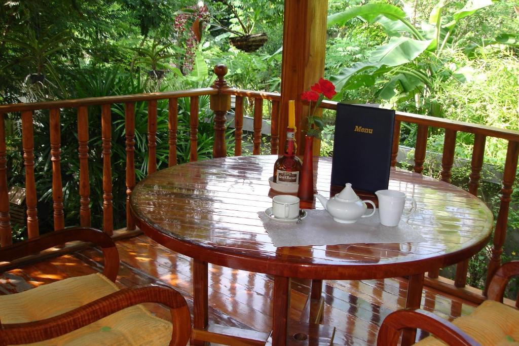 Home Stay Stc Bed And Breakfast Udon Thani Rum bild