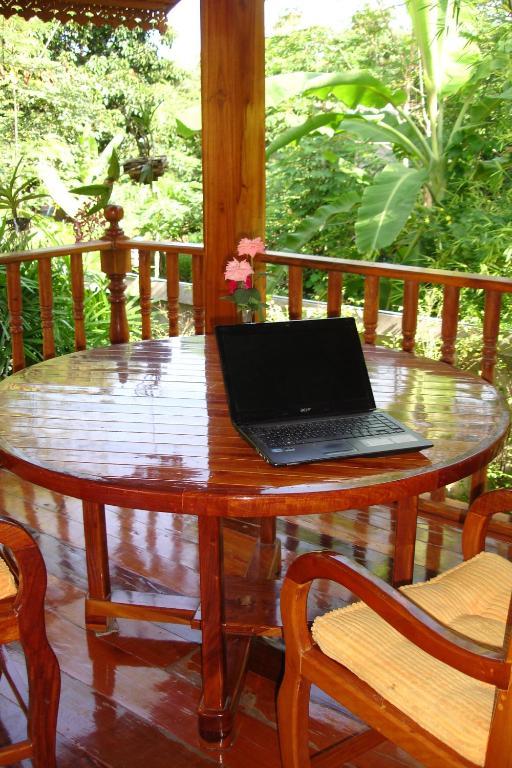 Home Stay Stc Bed And Breakfast Udon Thani Rum bild